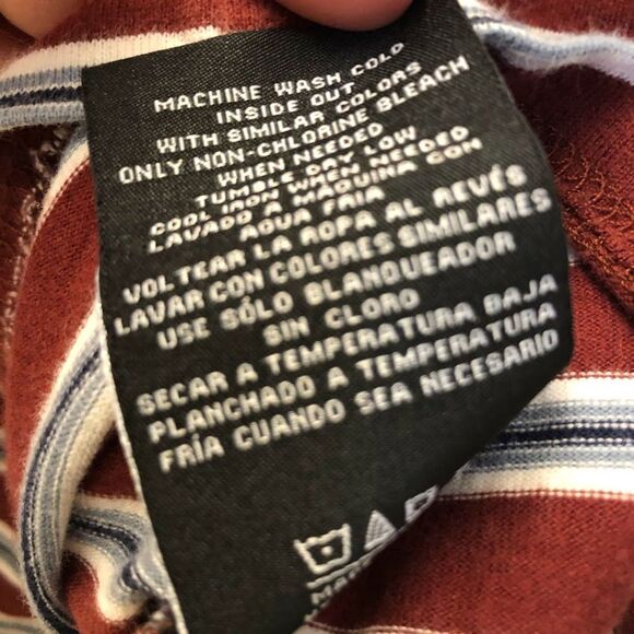 Huf Women's Striped Knit Long Sleeve Shirt Medium Maroon White Embroidered Logo - Picture 7 of 10